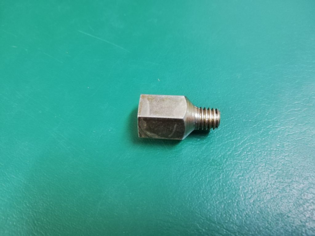 Adapter M6x1a-M8x1i